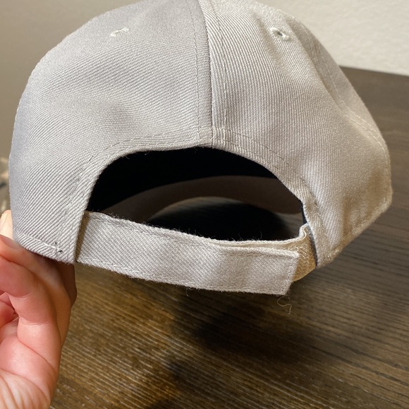 2020 MLB World Series New Era Hat Like New - Picture 8 of 8